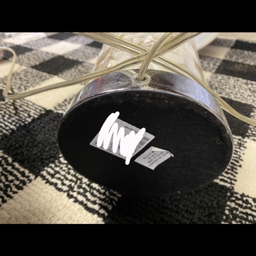 Lamp - Picture 2 of 4